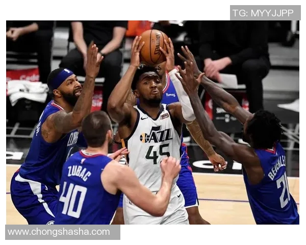 洛杉矶湖人与犹他爵士的激烈对决谁能笑到最后精彩赛事前瞻分析 洛杉矶湖人与犹他爵士的激烈对决谁能笑到最后精彩赛事前瞻分析