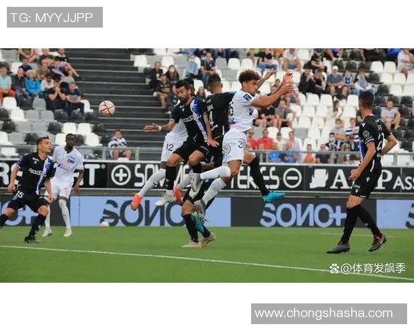 洛里奥与索肖的激烈对决揭示了法甲赛季的竞争格局与球队实力对比 洛里奥与索肖的激烈对决揭示了法甲赛季的竞争格局与球队实力对比